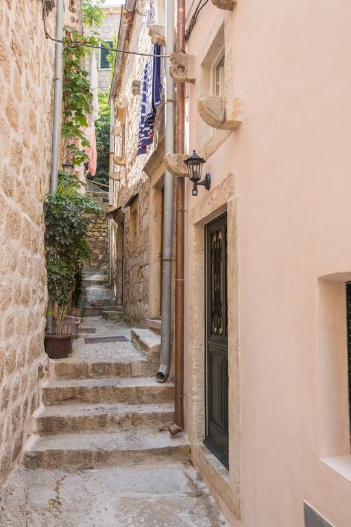 Sonatina Apartment
