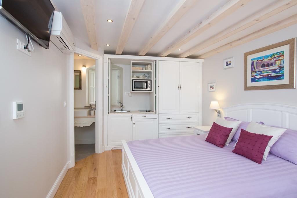 Sonatina Apartment *
